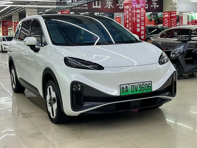 BAIC Arcfox Kaola S, 2024 — фото 3 из 10
