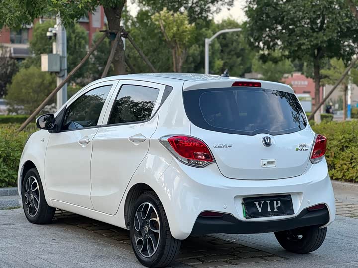 Changan BenBen E-Star, 2022 — фото 8 из 9