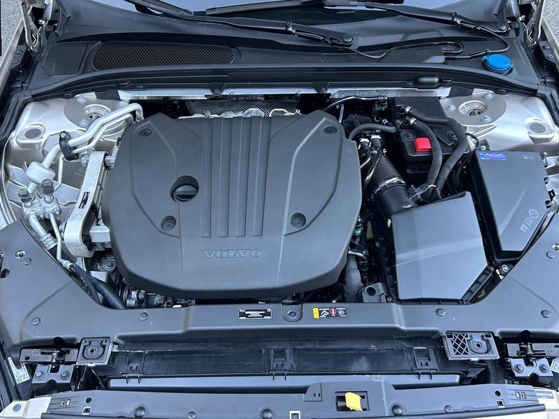 Volvo S60, 2025 — фото 7 из 12