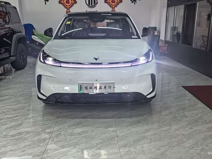BAIC Arcfox T1, 2026 — купить в Саратове под ключ