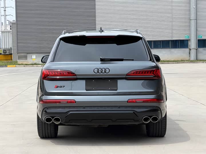 Audi SQ7, 2023 — фото 5 из 9