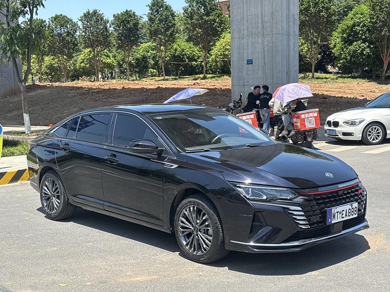 Dongfeng Aeolus Yixuan Max, 2022 — фото 3 из 11