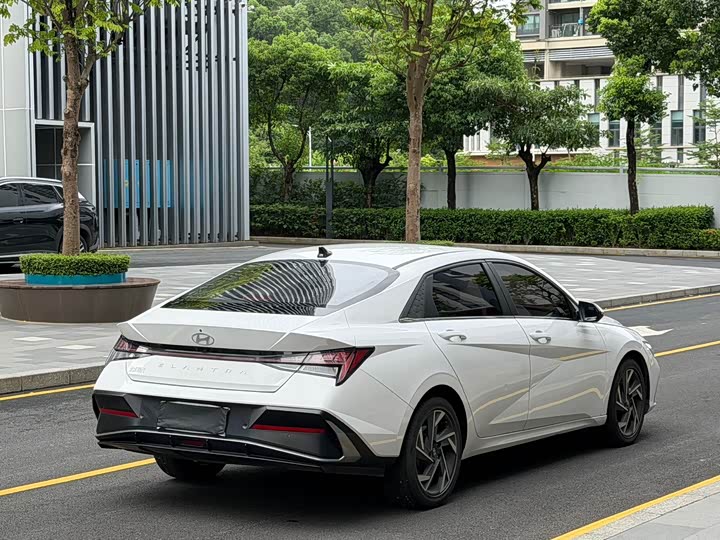 Hyundai Elantra N line, 2024 — фото 5 из 9