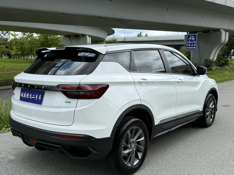 Geely Coolray, 2025 — фото 7 из 12