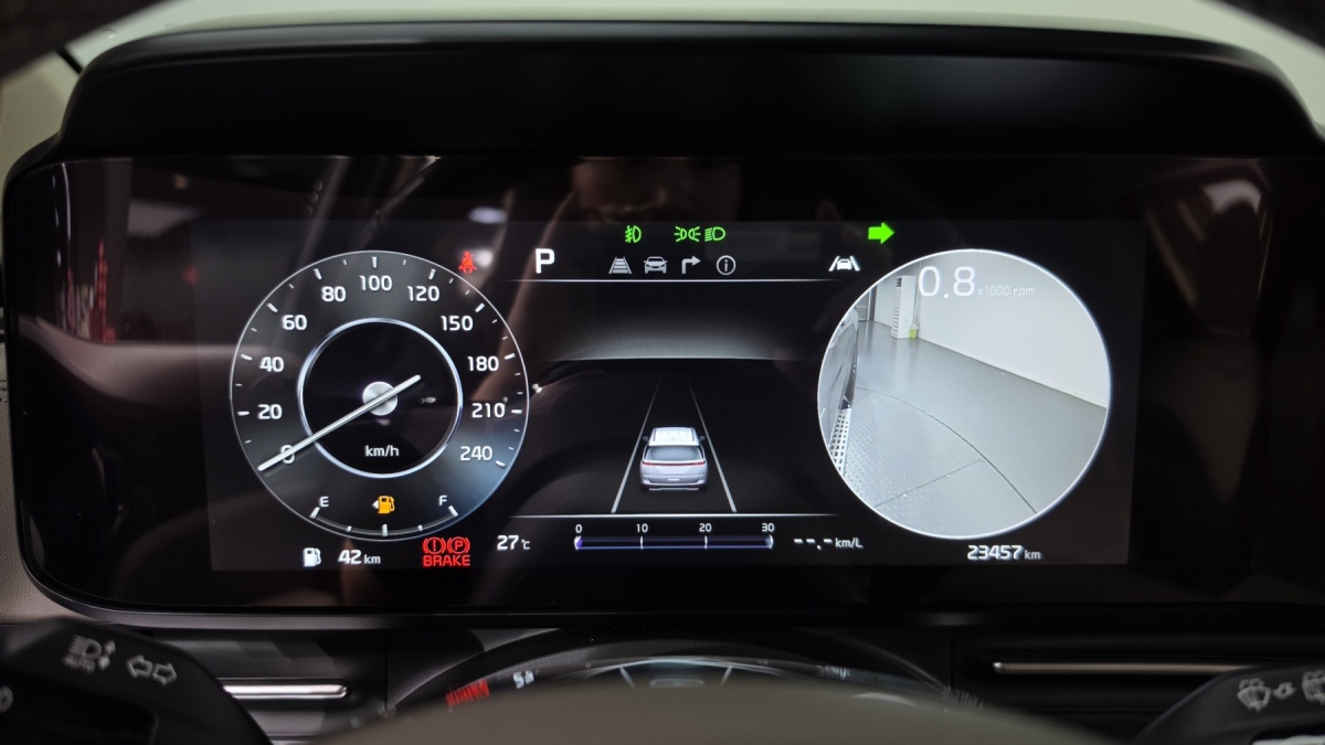 Kia Carnival, 2023 — фото 8 из 12