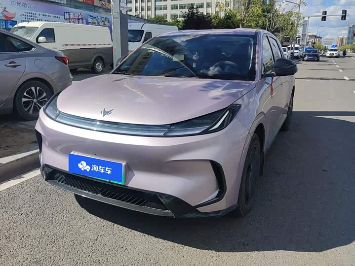 BAIC Arcfox T1, 2025 — купить в Саратове под ключ