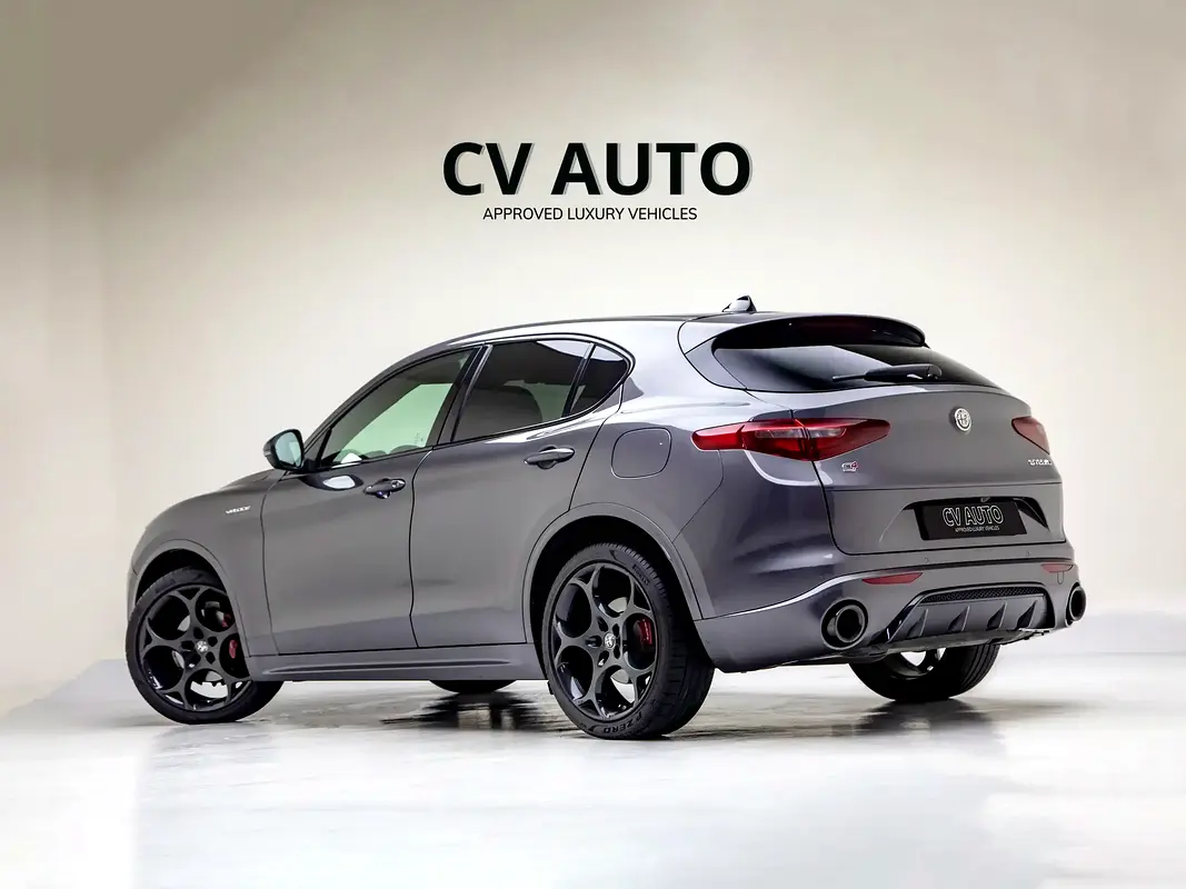 Alfa Romeo Stelvio, 2023 — фото 4 из 10