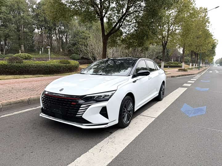 Dongfeng Aeolus Yixuan Max, 2023 — купить в Саратове под ключ