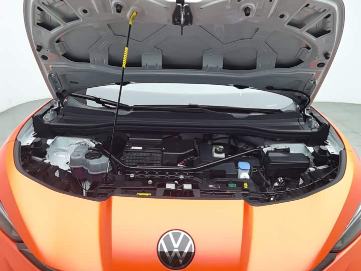 Volkswagen ID.Unyx 06, 2025 — фото 6 из 9