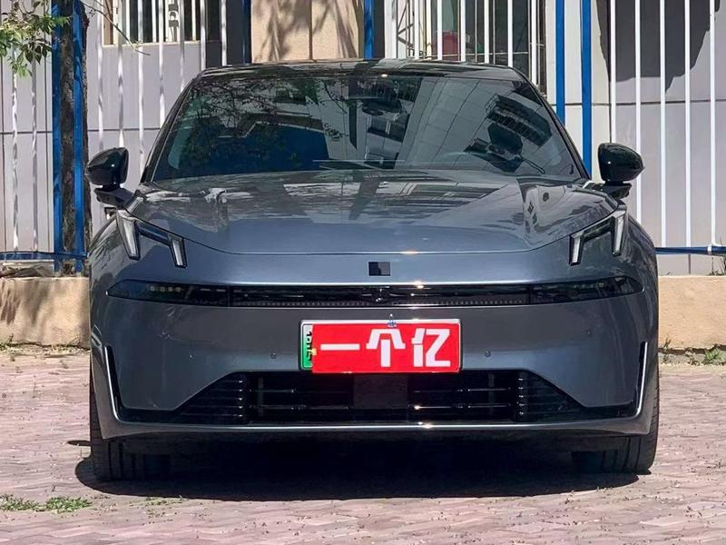 Lynk & Co 07 EM-P Hybrid, 2025 — фото 2 из 10