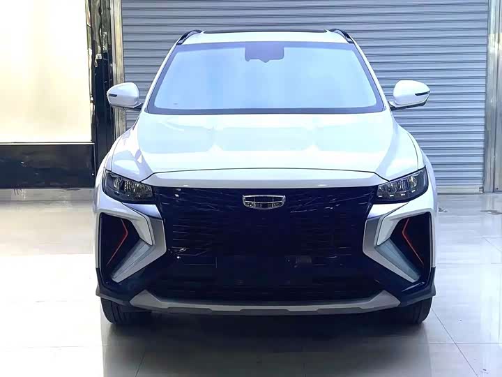 Geely Atlas, 2022 — фото 2 из 9