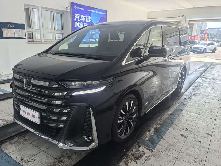 Toyota Vellfire, 2023 — купить в Ульяновске под ключ