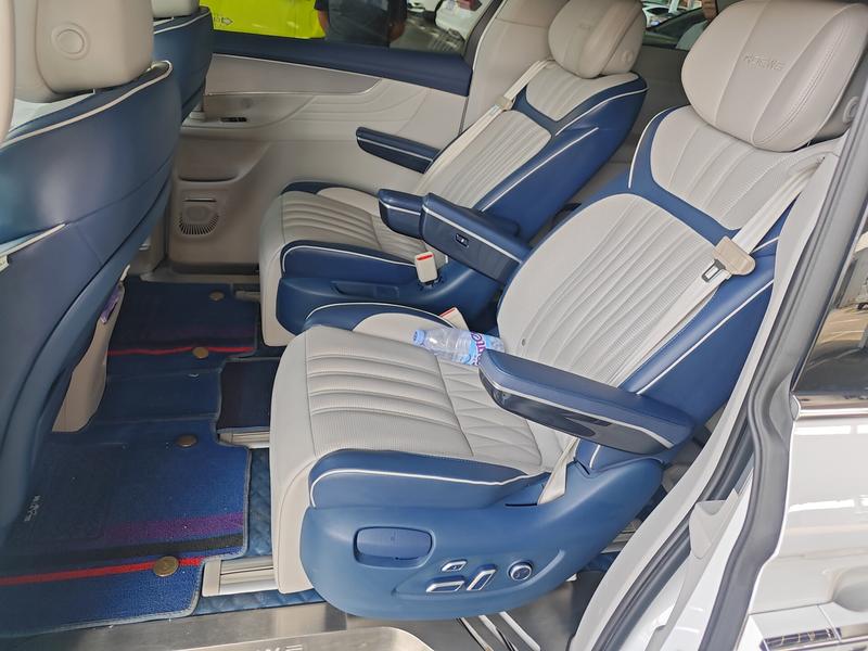 Roewe iMax 8, 2022 — фото 12 из 12