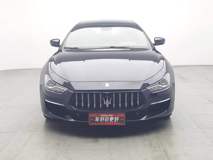 Maserati Ghibli, 2023 — фото 3 из 9