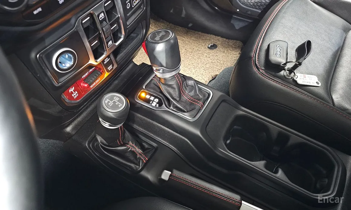 Jeep Wrangler, 2022 — фото 9 из 12