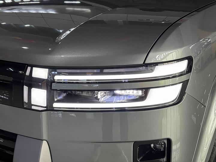 BYD FangChengBao Titanium 7 (Tai 7), 2026 — фото 8 из 9