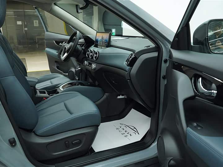 Nissan X-Trail, 2025 — фото 6 из 9