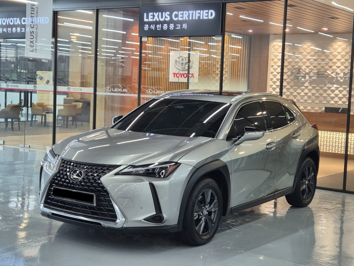 Lexus UX, 2025 — купить в Перми под ключ