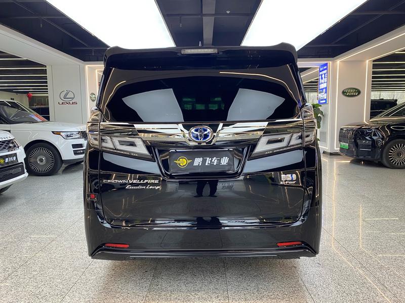 Toyota Vellfire, 2022 — фото 5 из 11