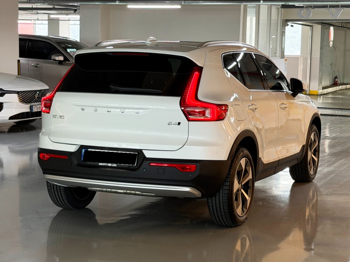 Volvo XC40, 2026 — фото 2 из 12