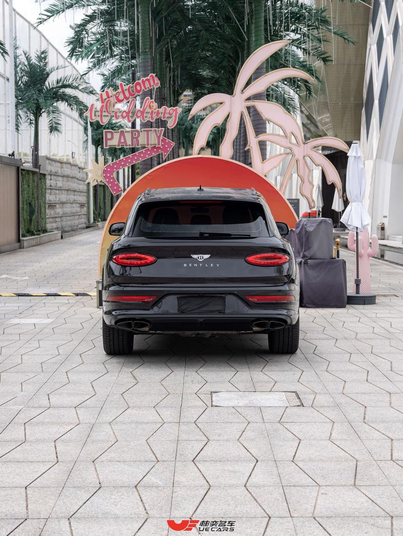 Bentley Bentayga, 2024 — фото 6 из 12