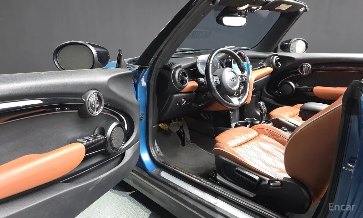 Mini Cooper Convertible, 2021 — фото 10 из 12