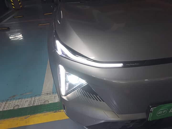 Geely Galaxy L7, 2023 — фото 7 из 9