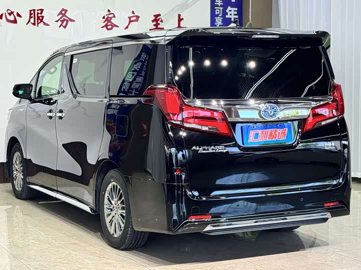 Toyota Alphard, 2021 — фото 4 из 9