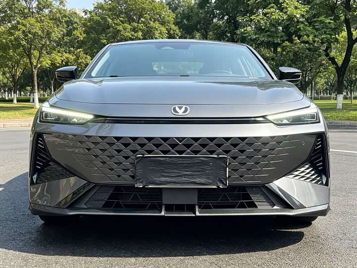 Changan UNI-V, 2023 — фото 2 из 9