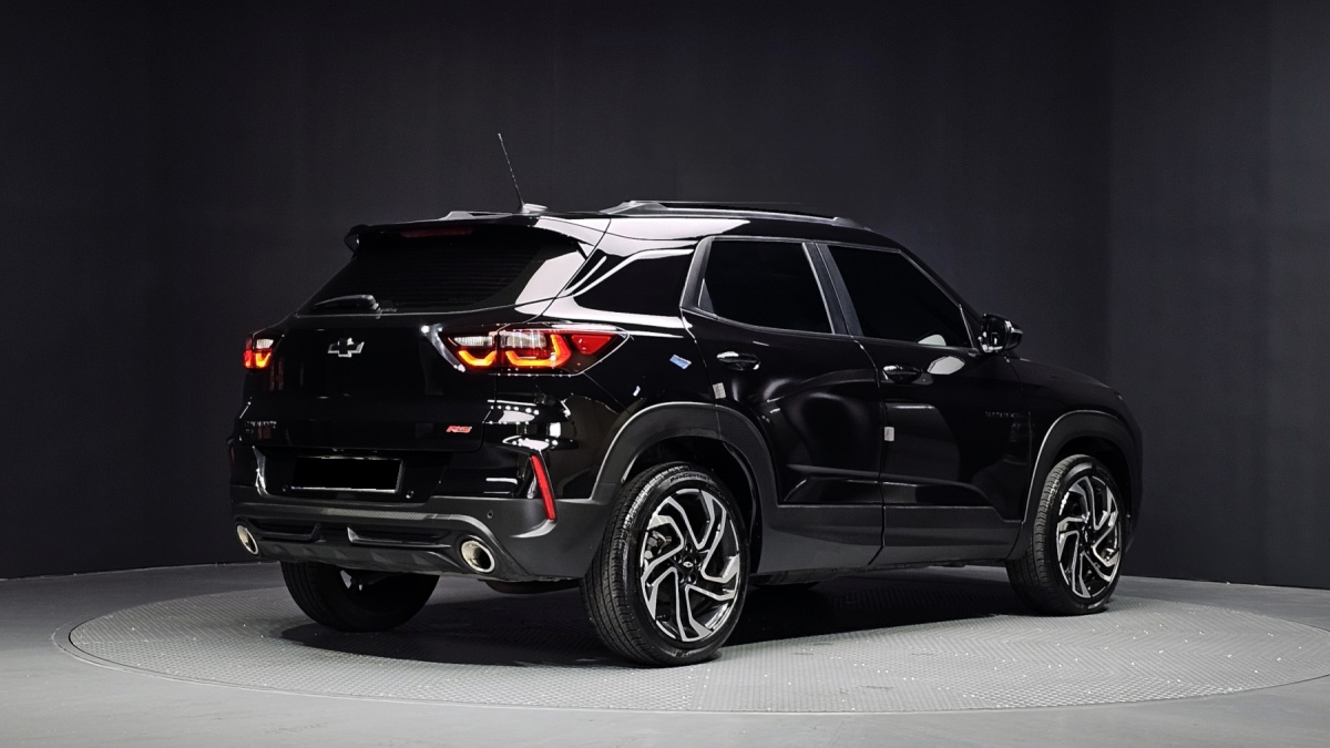 Chevrolet Trailblazer, 2023 — фото 2 из 12