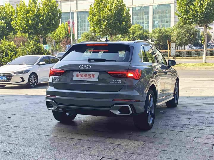 Audi Q3, 2023 — фото 7 из 9