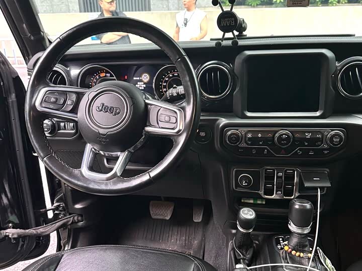 Jeep Wrangler, 2022 — фото 9 из 9