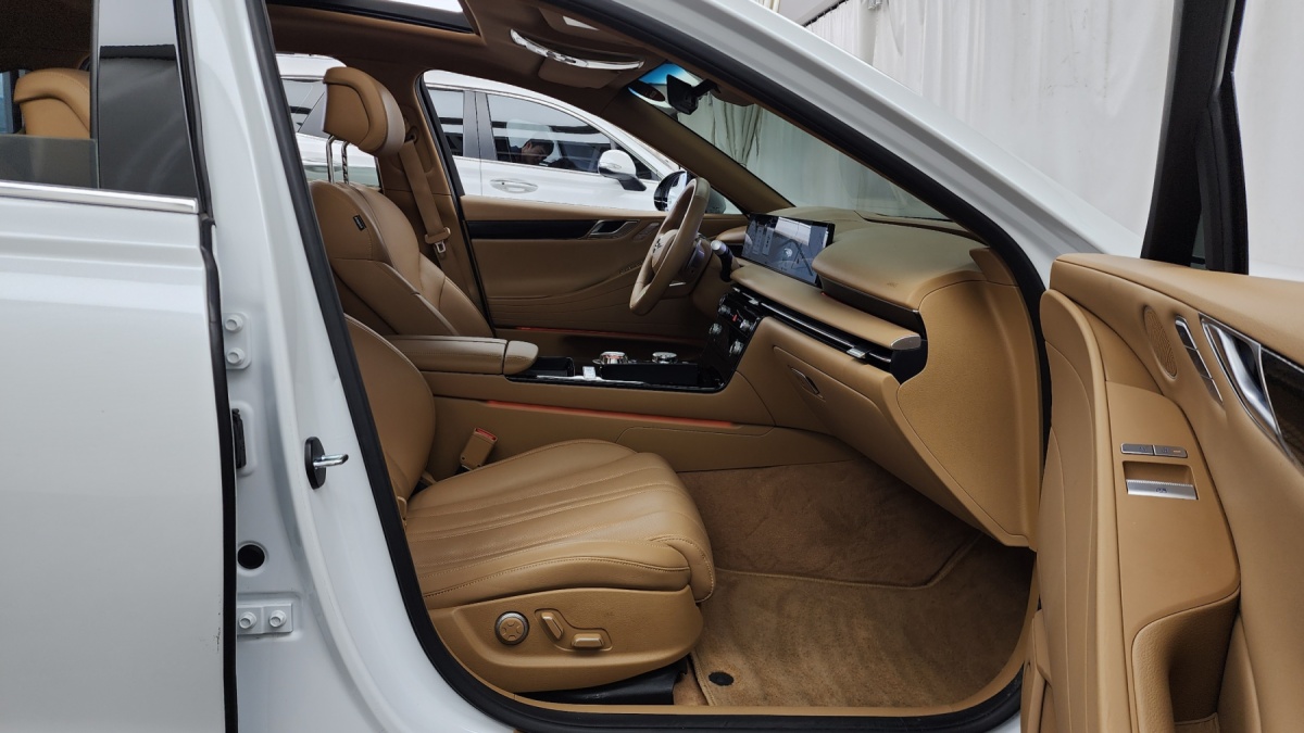 Genesis G80, 2023 — фото 10 из 12