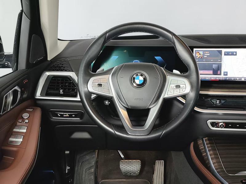BMW X7, 2024 — фото 8 из 12