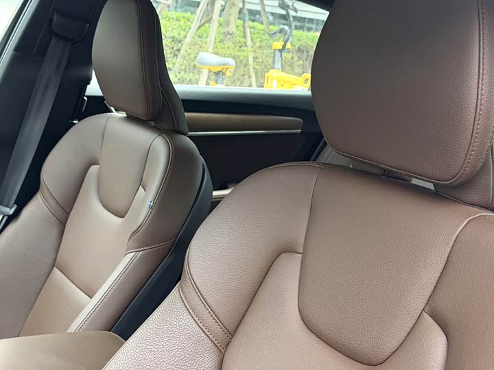 Volvo S90, 2024 — фото 3 из 9