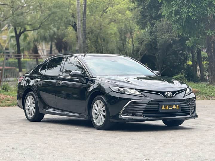 Toyota Camry, 2022 — фото 3 из 9