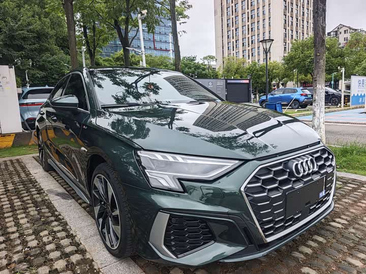 Audi A3, 2023 — фото 2 из 9