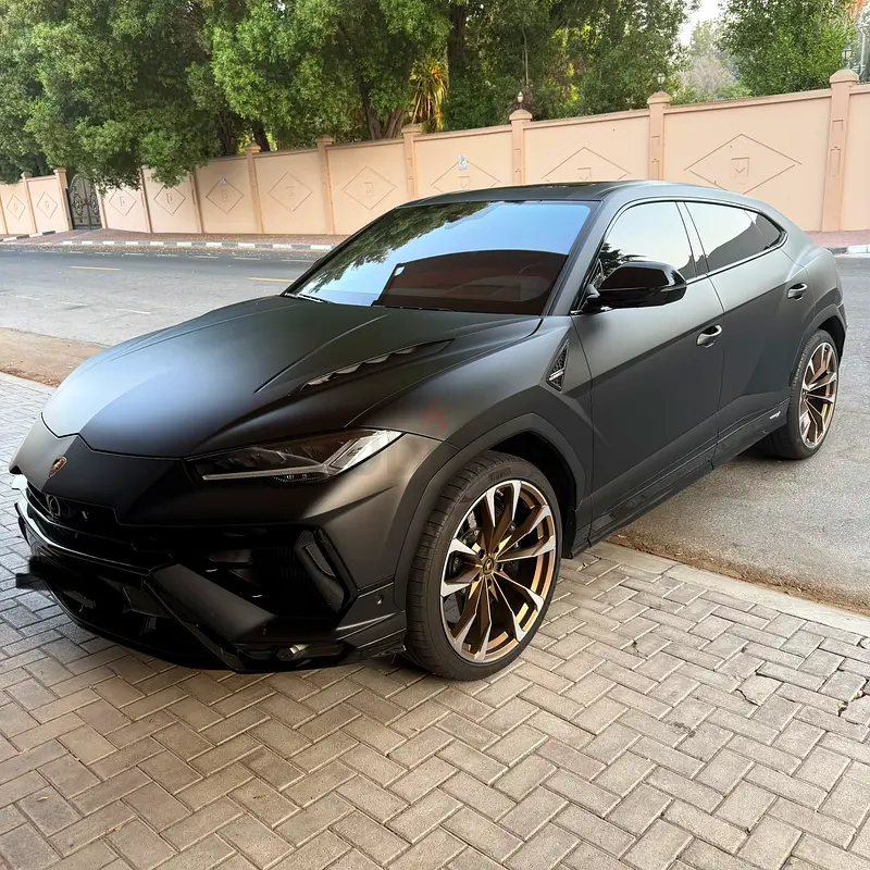 Lamborghini Urus, 2024