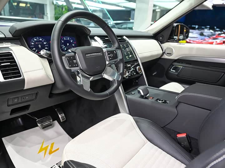 Land Rover Discovery, 2021 — фото 8 из 9