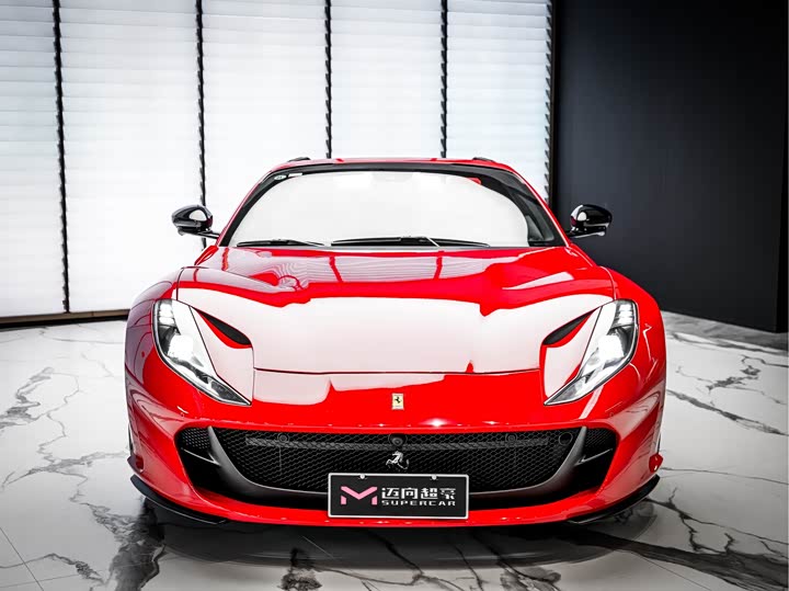 Ferrari 812, 2022 — фото 3 из 9