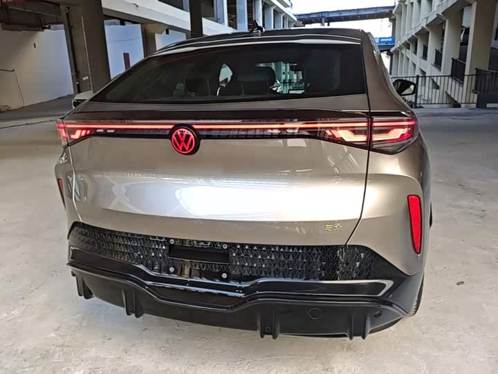 Volkswagen ID.Unyx 06, 2025 — фото 6 из 9