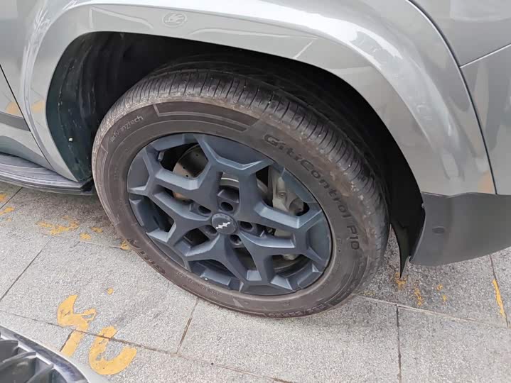 BYD FangChengBao Titanium 7 (Tai 7), 2025 — фото 6 из 9