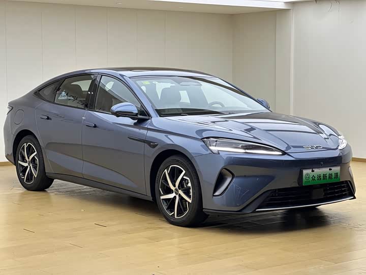 BYD Seal 07 DM-i Hybrid, 2026 — фото 3 из 9