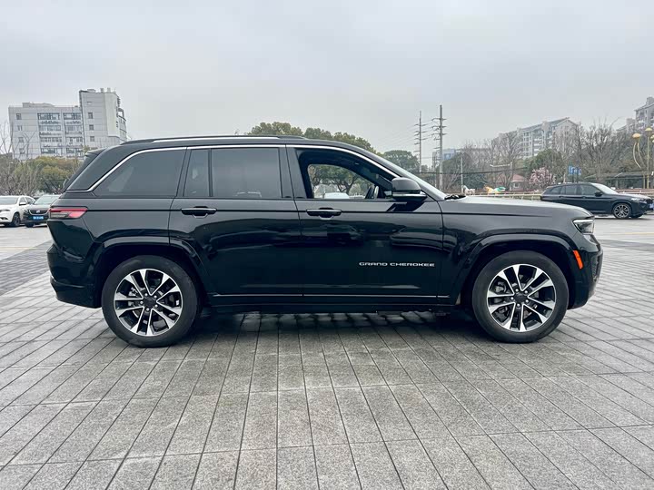 Jeep Grand Cherokee Hybrid, 2025 — фото 6 из 9