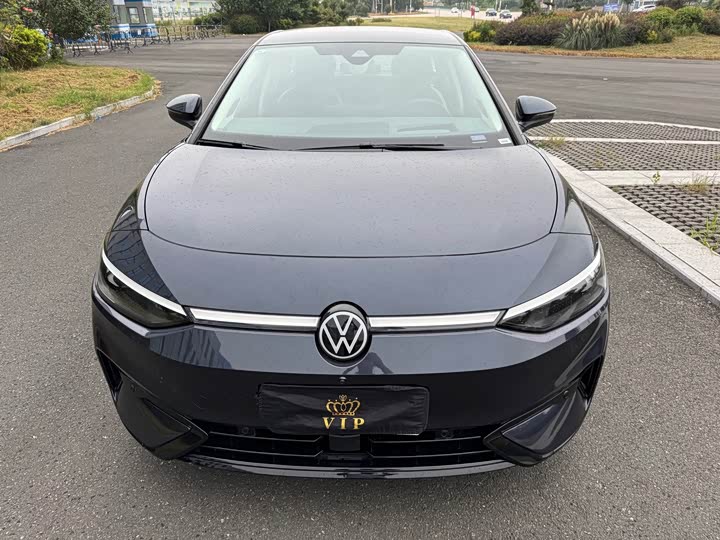 Volkswagen ID.7 Vizzion, 2025 — фото 2 из 9