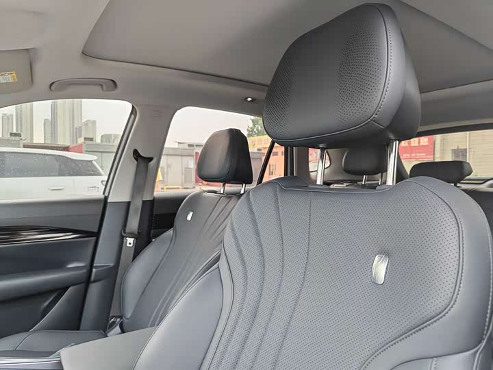 Geely Galaxy E5, 2025 — фото 5 из 9