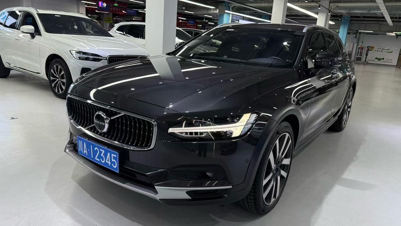 Volvo V90, 2024 — купить в Чебоксарах под ключ