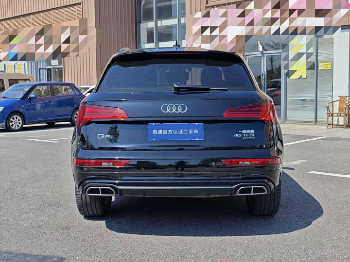 Audi Q5L, 2023 — фото 8 из 9