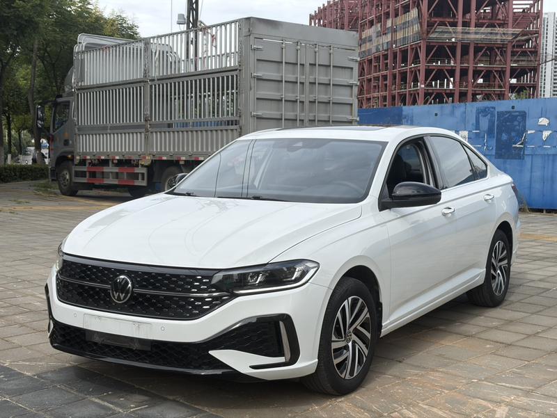 Volkswagen Lavida, 2023 — купить в Белгороде под ключ