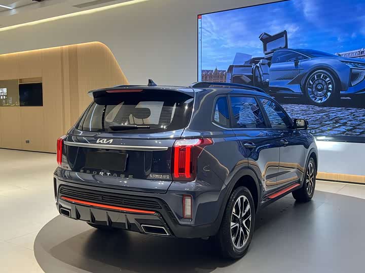 Kia Sportage GT-line, 2021 — фото 6 из 9